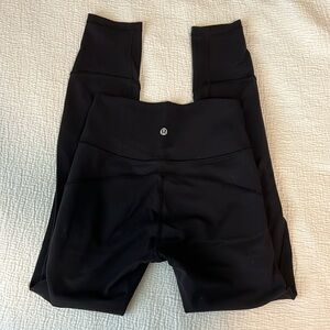 LULULEMON In-Movement Tight 7/8 length Everlux size 4 Black